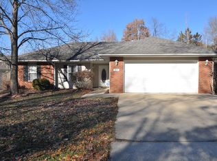 807 W Old Plank Rd, Columbia, MO 65203