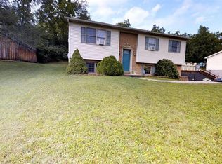 2242 White Deer Pike, New Columbia, PA 17856