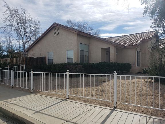 5th image of 37448 Rockie Ln