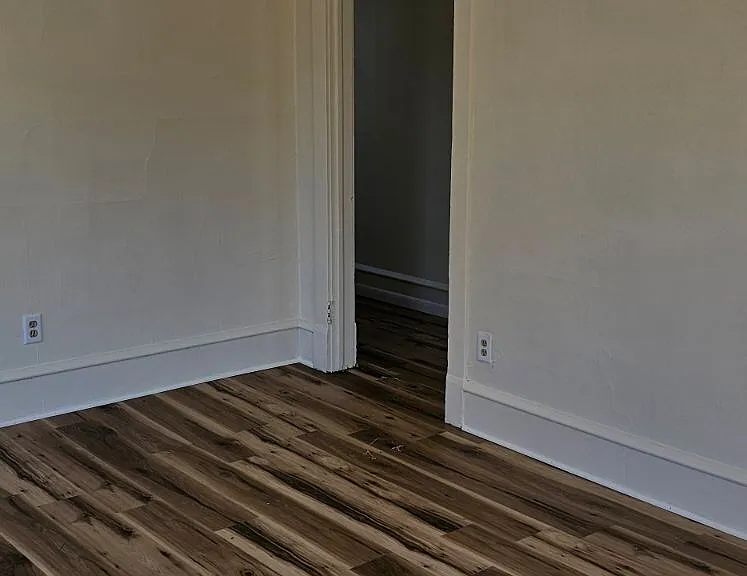 721 Clinton Ave #A — Photo 7