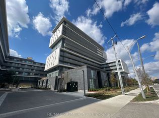 120 Varna Dr #1416, Toronto, ON M6A 2L9