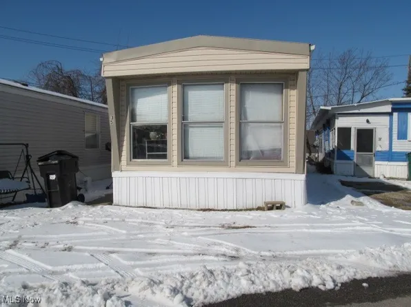 30335 Euclid Ave Trailer 35, Wickliffe, OH 44092