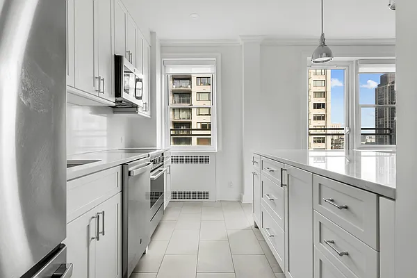 Rented by Rudin Management Company, Inc. | media 21