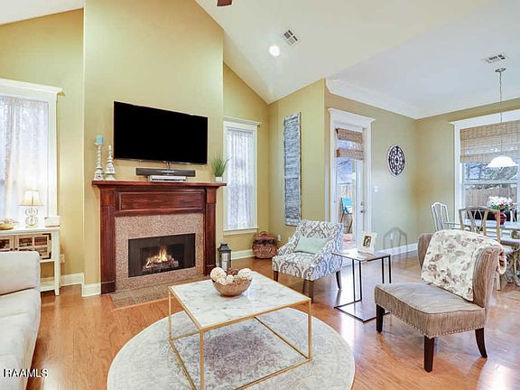 5th image of 311 Floridian Ln