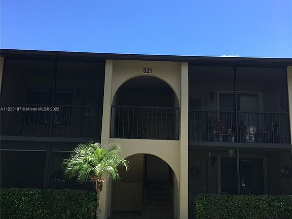 2nd image of 521 Shady Pine Way APT A2
