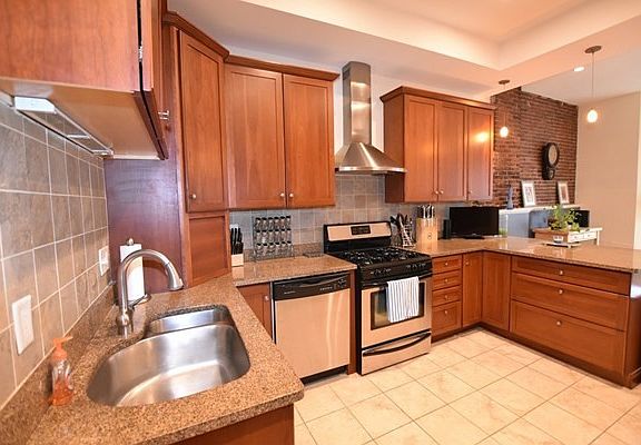 3rd image of 63 Otis St APT 1