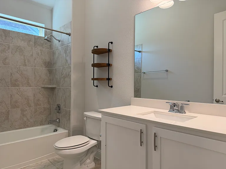 482 Prairie View Dr — Photo 17