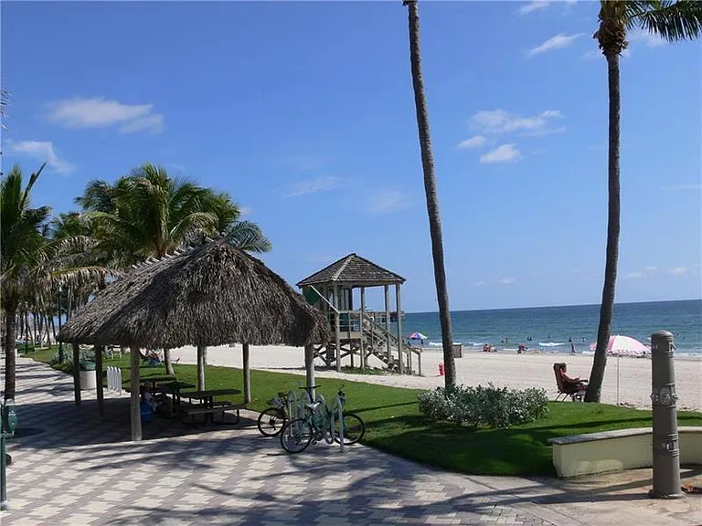 Deerfield beach less than 5 minutes