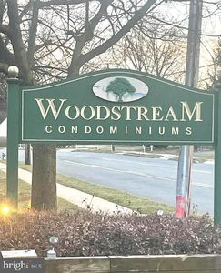 806 South Ave APT E10, Clifton Heights, PA, 19018