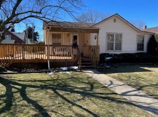 816 N 8th St, Rochelle, IL 61068