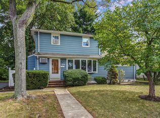 645 Roosevelt Blvd, Paramus, NJ 07652