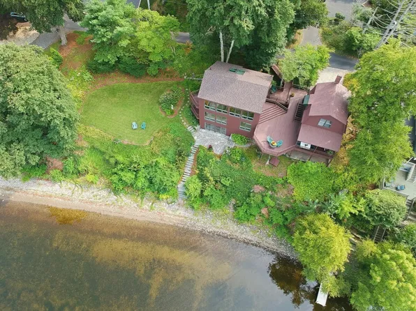 15 Pine Blf, Lakeville, MA 02347