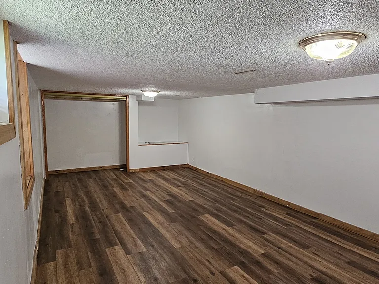 1123 Edmund Ave — Photo 22