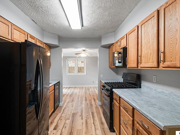 5th image of 534 N 72nd St