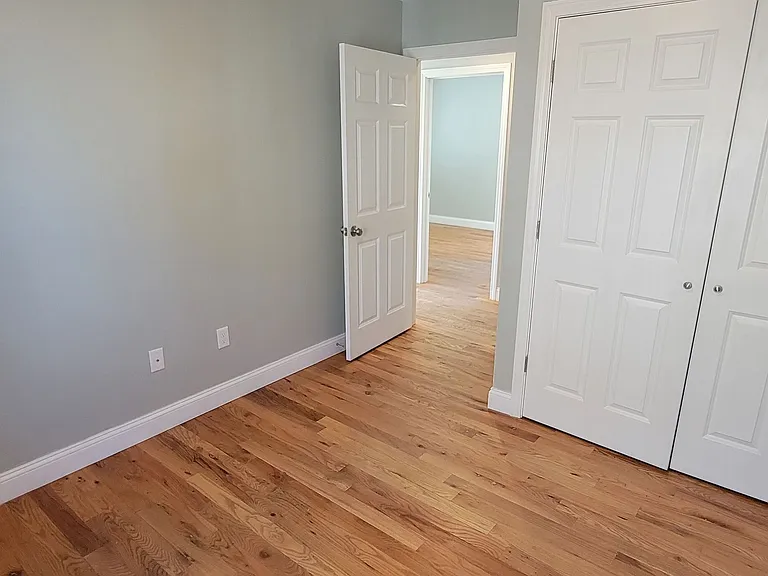 537 Winchester Ave — Photo 10