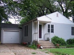 1204 Pomeroy St, Manhattan, KS 66502