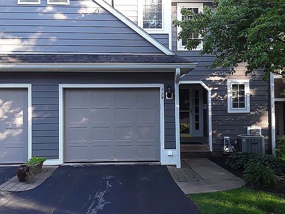 Diff home w/ new siding