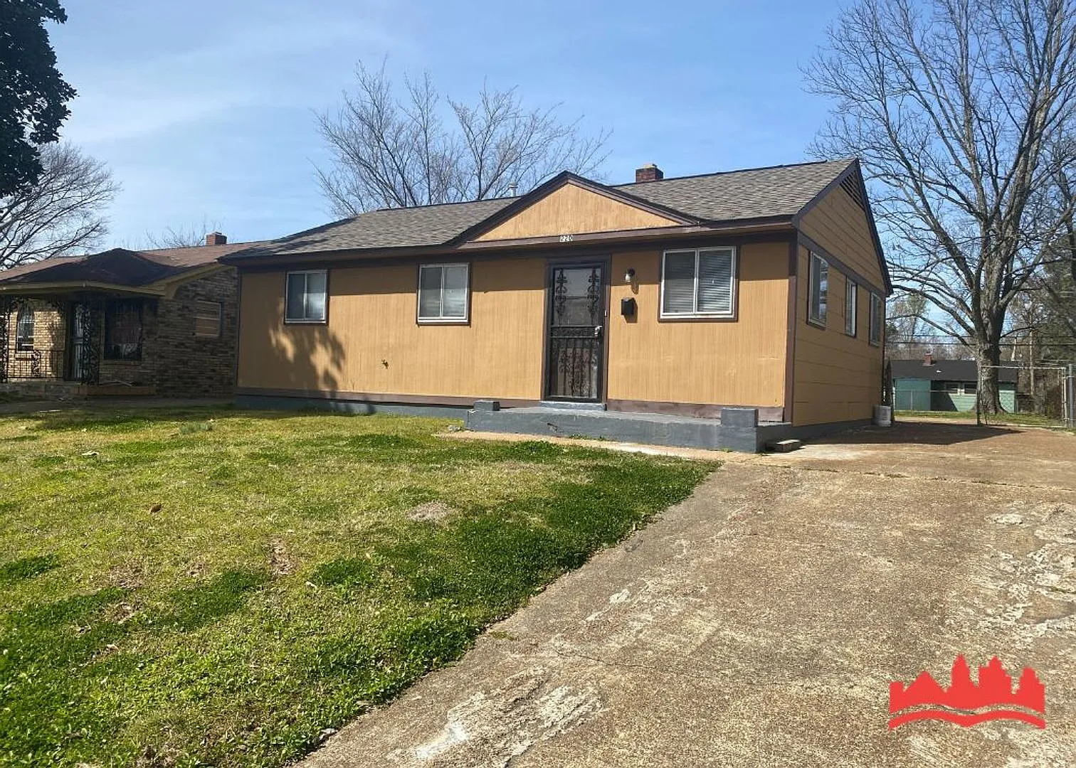 Welcome to 220 Elder Rd! — Photo 2