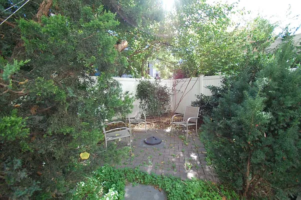 Rented by Bold New York | media 58