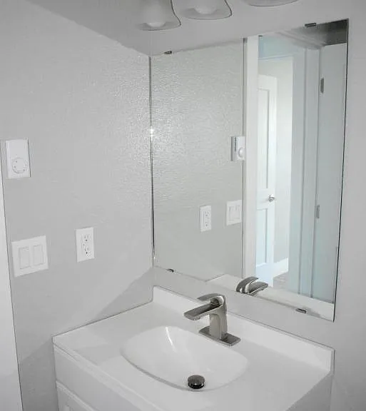 3110 NE Tide Ave — Photo 10