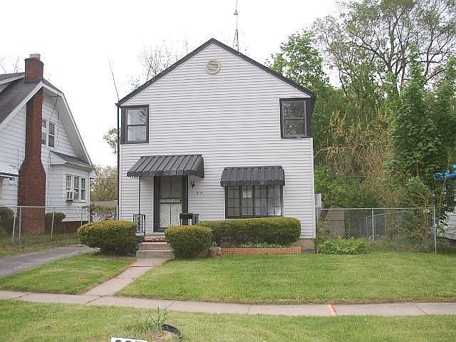 1st image of 327 W Dayton St