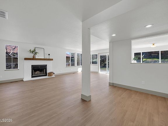 5th image of 6850 Forsythia Way