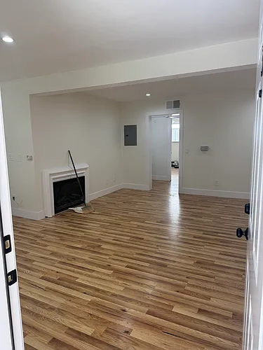 15119 Burbank Blvd #3 Photo 1
