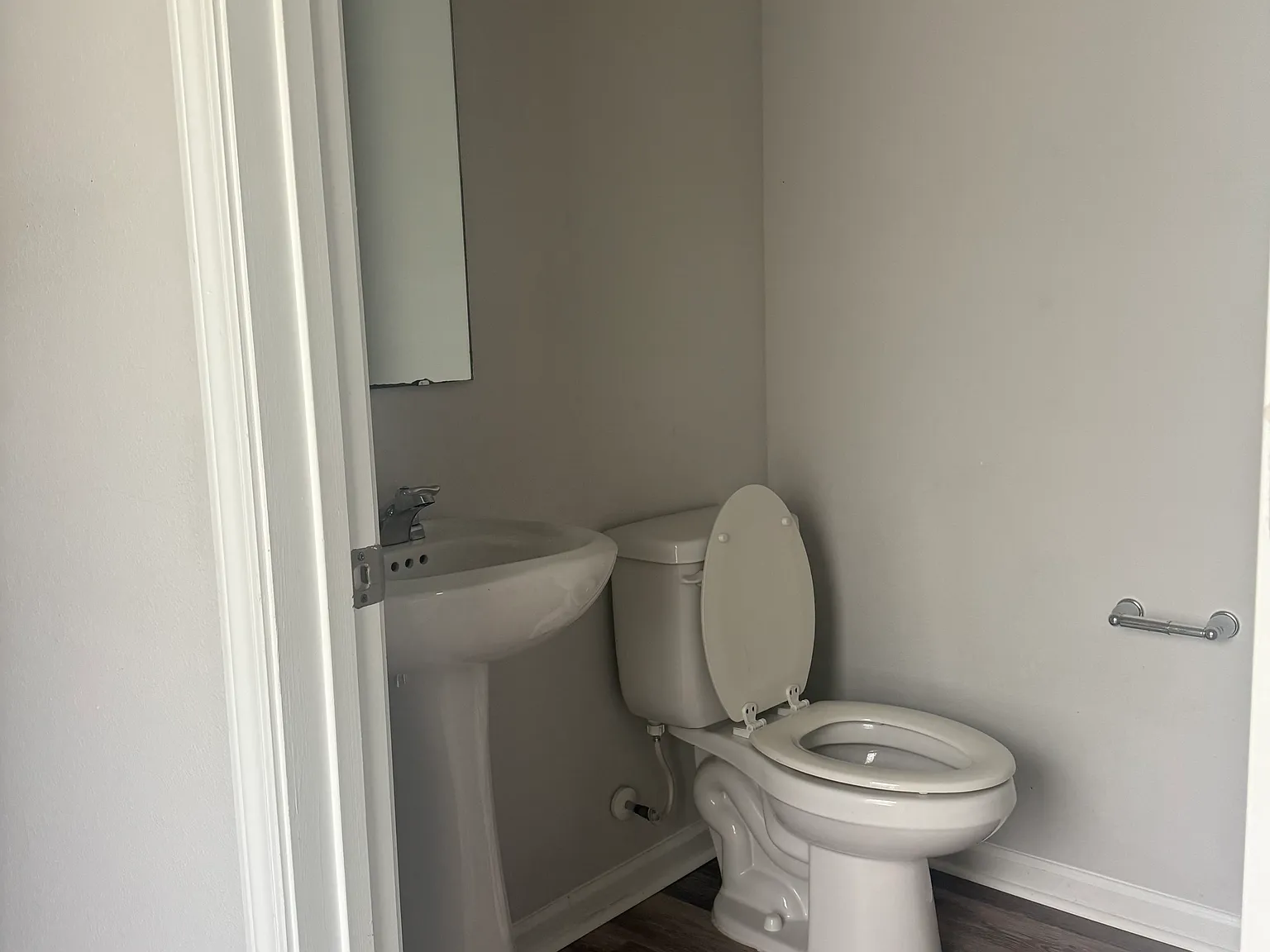 3 bed, 2.5 bath, 1601 sqft, $1,750 — Photo 3