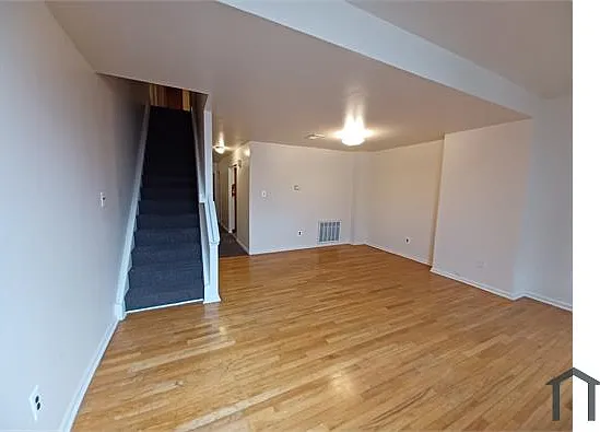 1617 Swain St #2