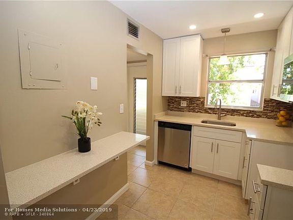 2nd image of 2751 E Sunrise Lakes Dr #302