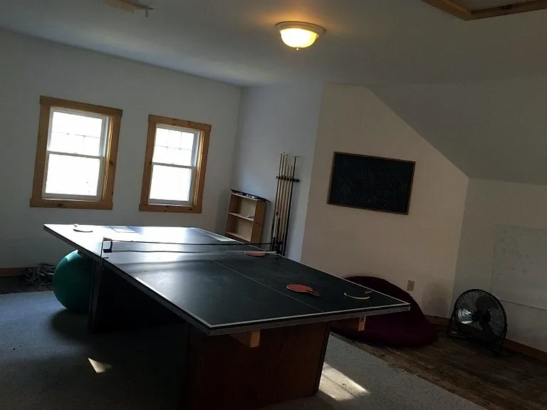 35 Clark Ave — Photo 17