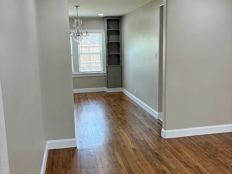 4805 Capitol Ave — Photo 14