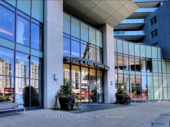 5162 Yonge St, Toronto, ON