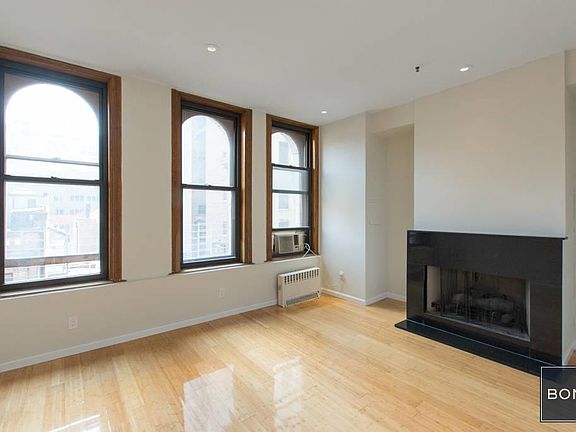 5th image of 9 E 16th St APT 7A