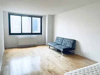 Rented by RELO REDAC INC.