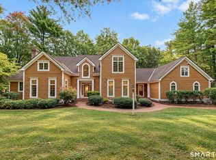 10 Whitman Pond Road, Simsbury, CT 06070
