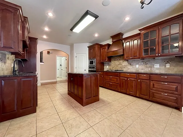 4502 Swinton Dr — Photo 10