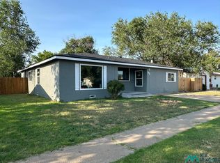 612 Prairieview Dr, Clovis, NM 88101