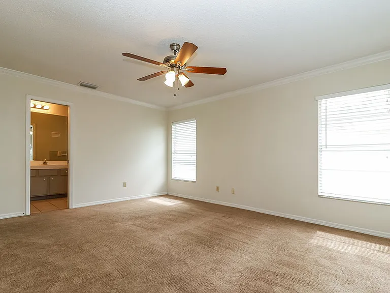 9132 Hawkins Ct — Photo 11