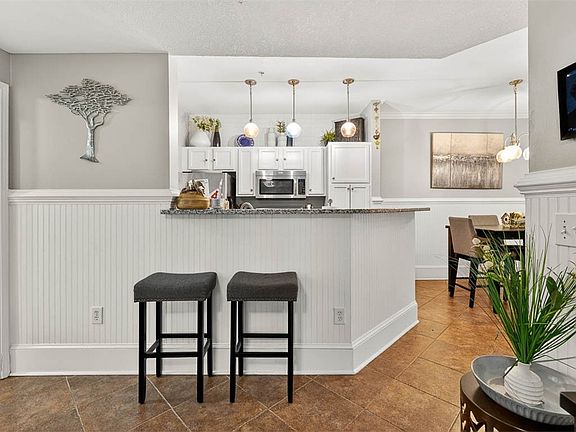 4th image of 1704 Frederica Rd APT 605