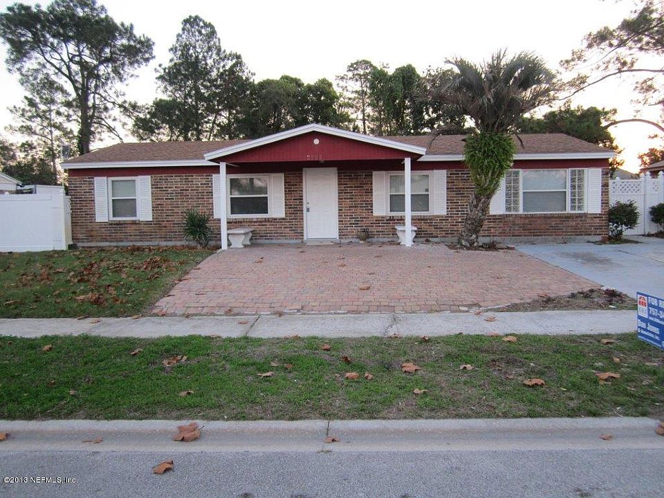 1st image of 2185 E Luana Dr