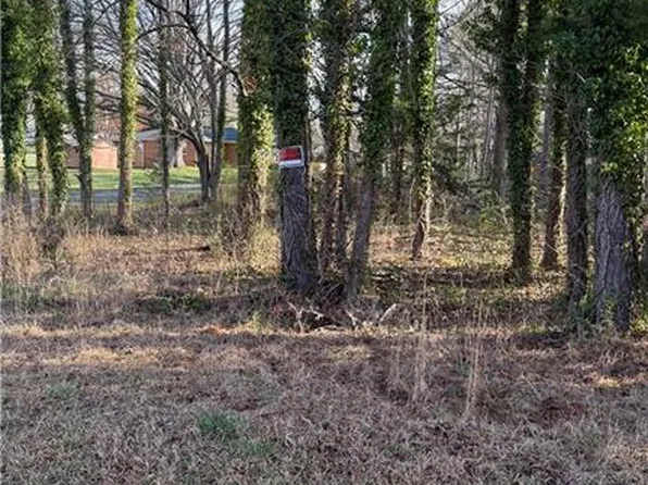 5666 McLeod St #1, Lula, GA 30554