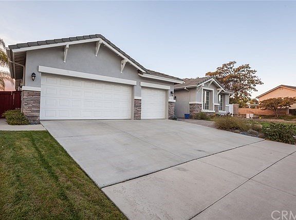 4th image of 40253 Odessa Dr