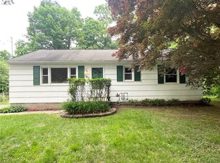 783 Liberty St, Penfield, NY 14526