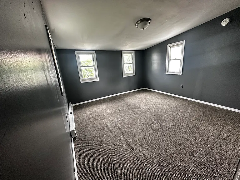 333 N Law St — Photo 7