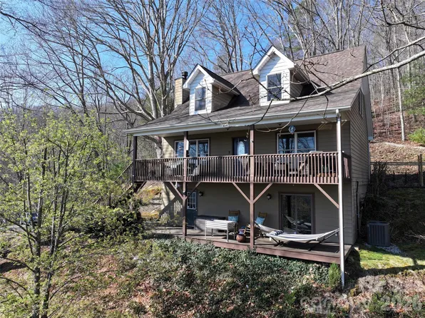 160 Turkey Hollow Ct, Waynesville, NC 28785