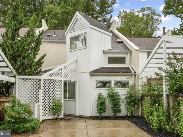 10277 Wilde Lake Ter, Columbia, MD 21044