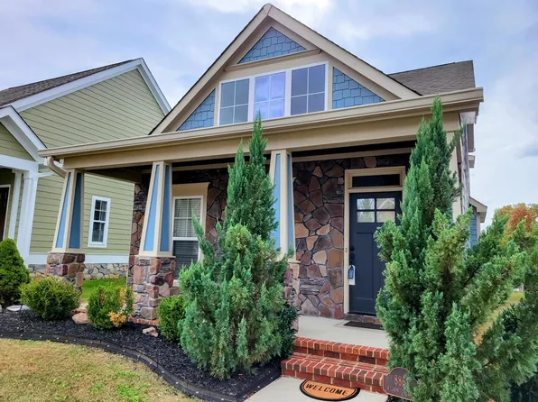 8863 Wilson Creek Dr, Ooltewah, TN 37363