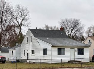 368 W Kennett Rd, Pontiac, MI 48340