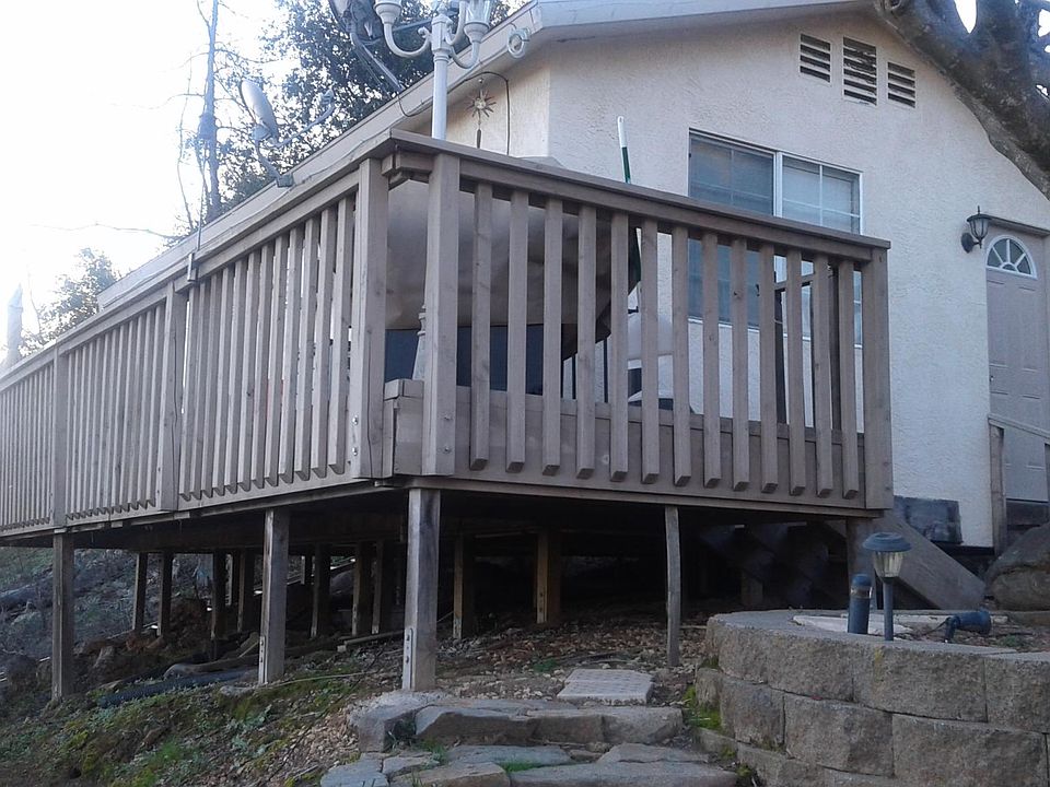 Private deck off main casita